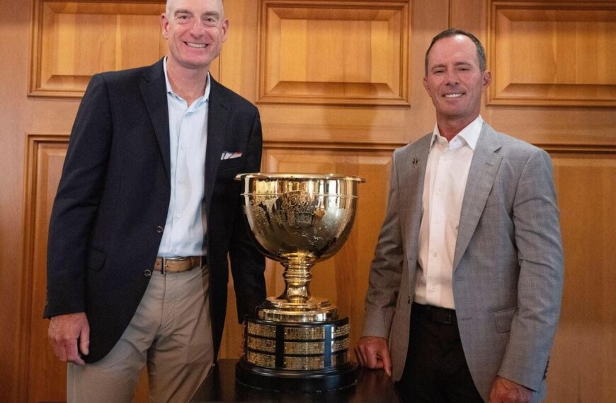 Jim Furyk and Mike Weir