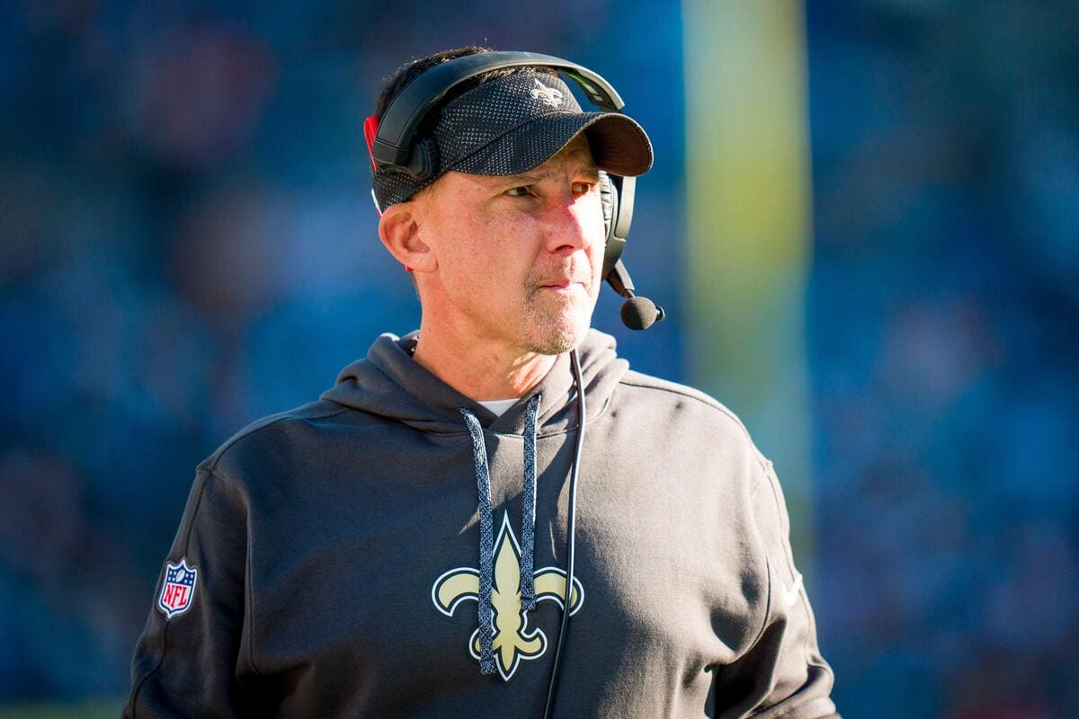 Dennis Allen