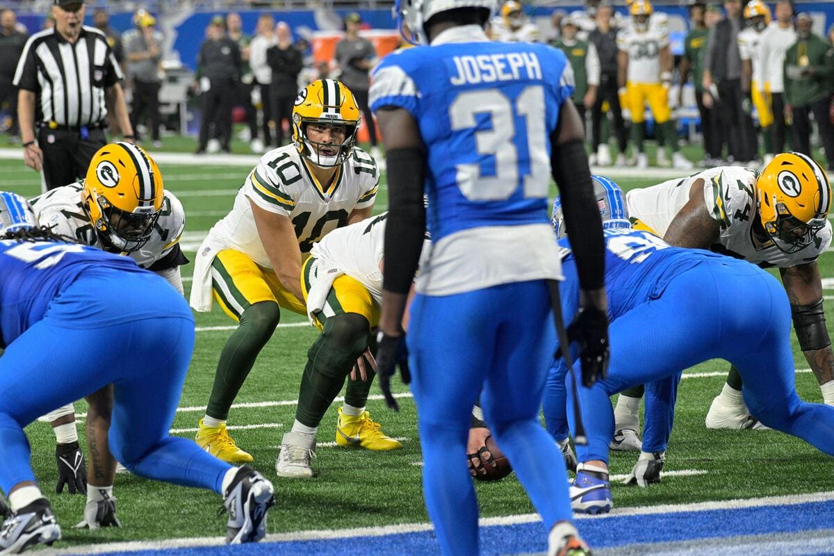 Jordan Love standing under center in Detroit's red zone.