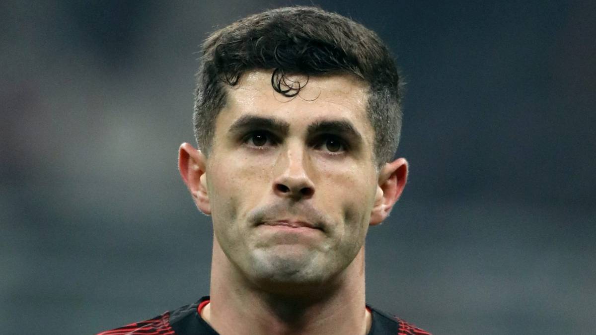 USA USMNT footballer Christian Pulisic playing football for Milan