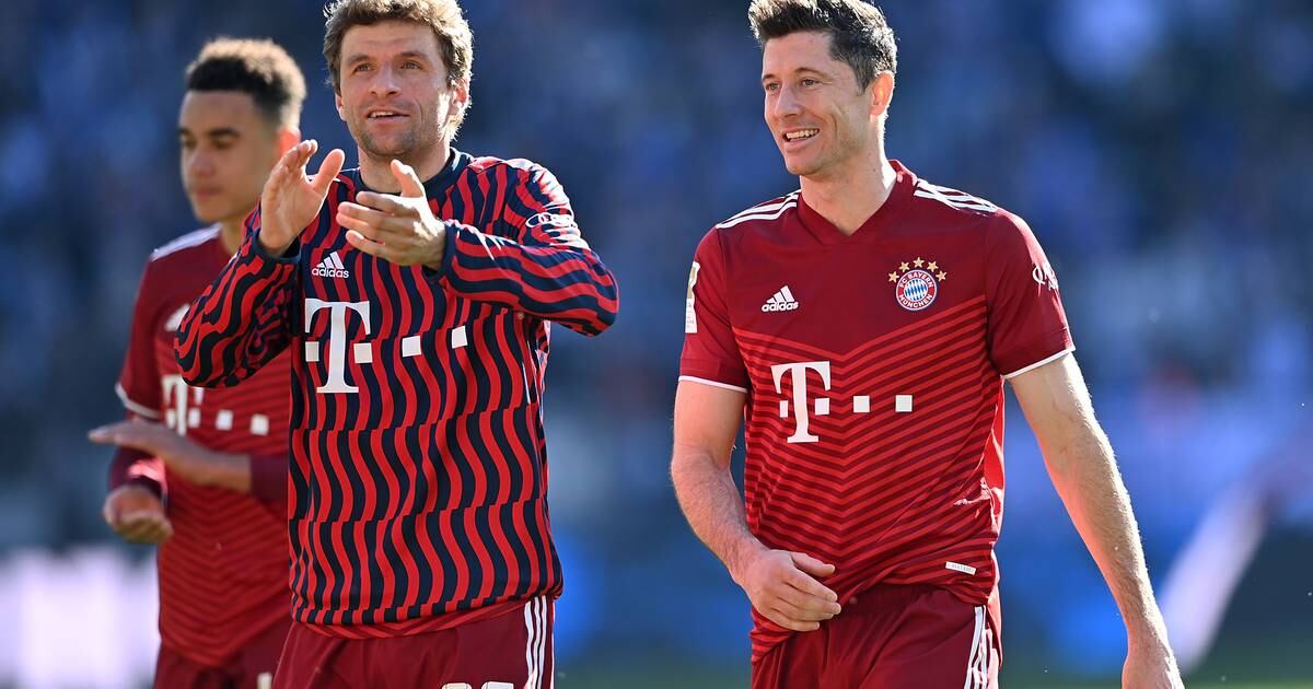 Bayern Munich extend veteran star until 2024 as key players targeted for fresh deals