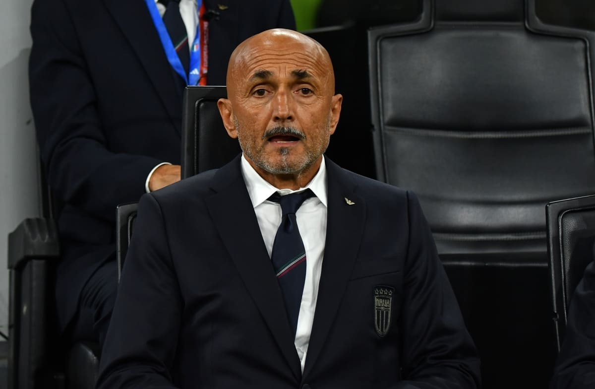Luciano Spalletti to stay as Italy boss despite calls to resign