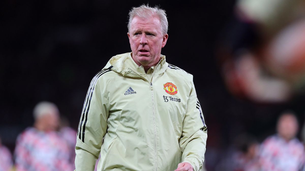 Steve McClaren leaves Manchester United to take Jamaica job