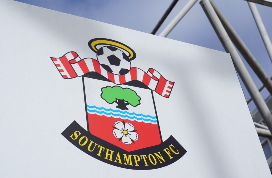 Southampton sign Downes from West Ham after successful loan spell