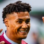 Ollie Watkins playing football for Aston Villa