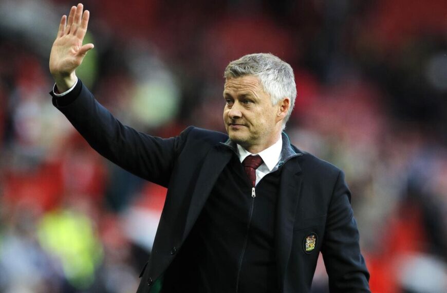 Manchester United: Solskjaer admits he would love Old Trafford return