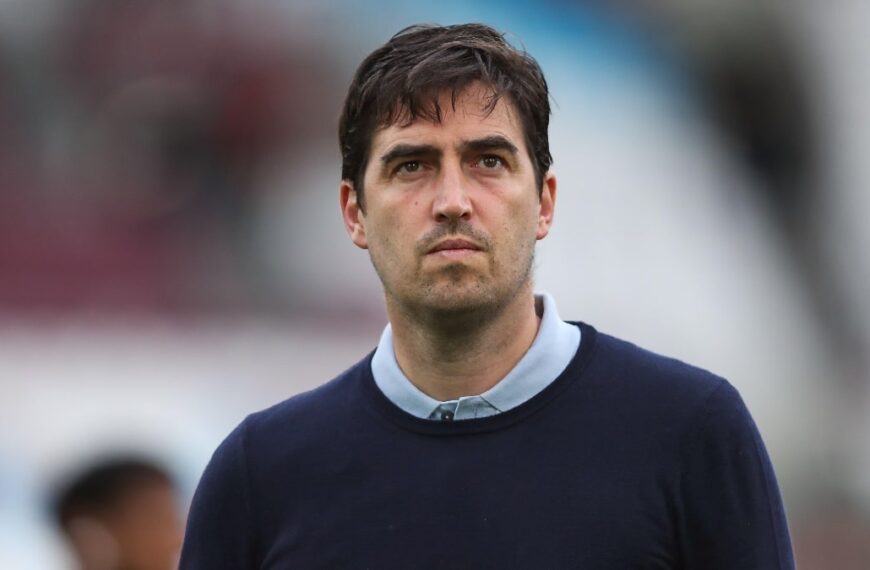 Bournemouth boss Andoni Iraola