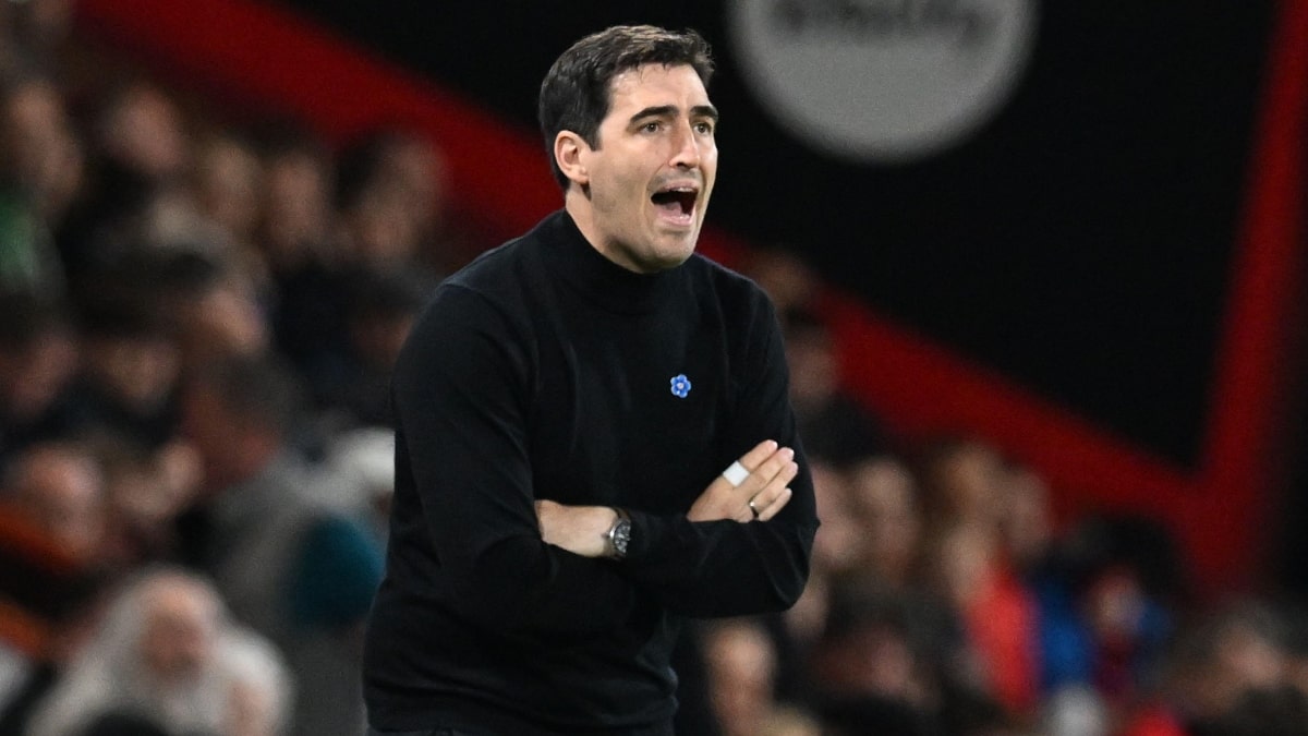 Bournemouth boss Andoni Iraola