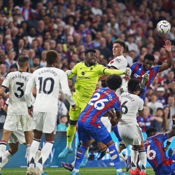 Crystal Palace 0-0 Manchester United: Red Devils hit woodwork three times in goalless draw