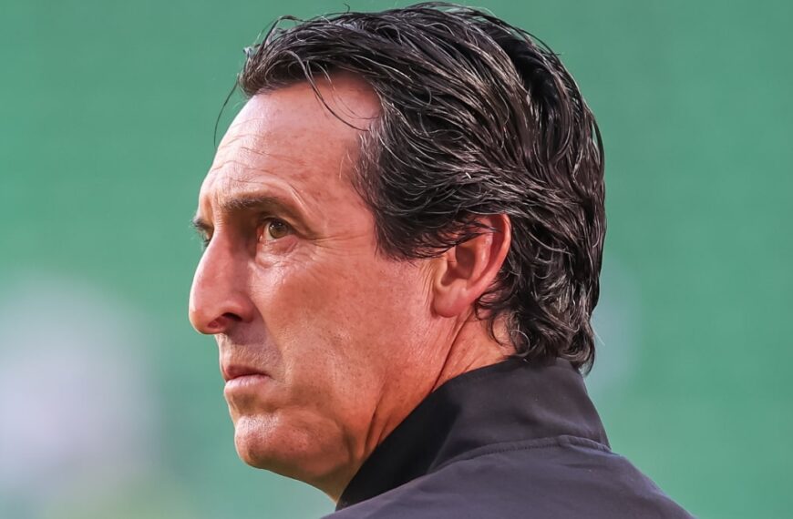 Football manager Unai Emery