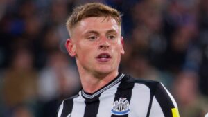 Harvey Barnes playing football for Newcastle