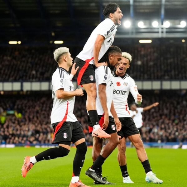 Everton 1-1 Fulham: Beto rescues late point for Toffees