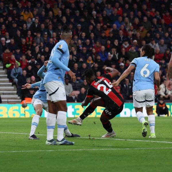 Bournemouth 2-1 Manchester City: LIVE