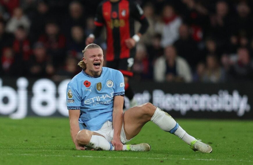 Bournemouth 2-1 Manchester City: Leaders stunned as 32-match unbeaten run ends on south coast