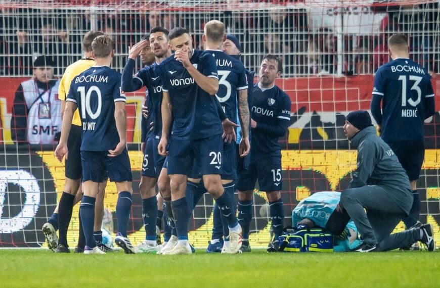 Bundesliga game halted after goalkeeper struck by object from crowd