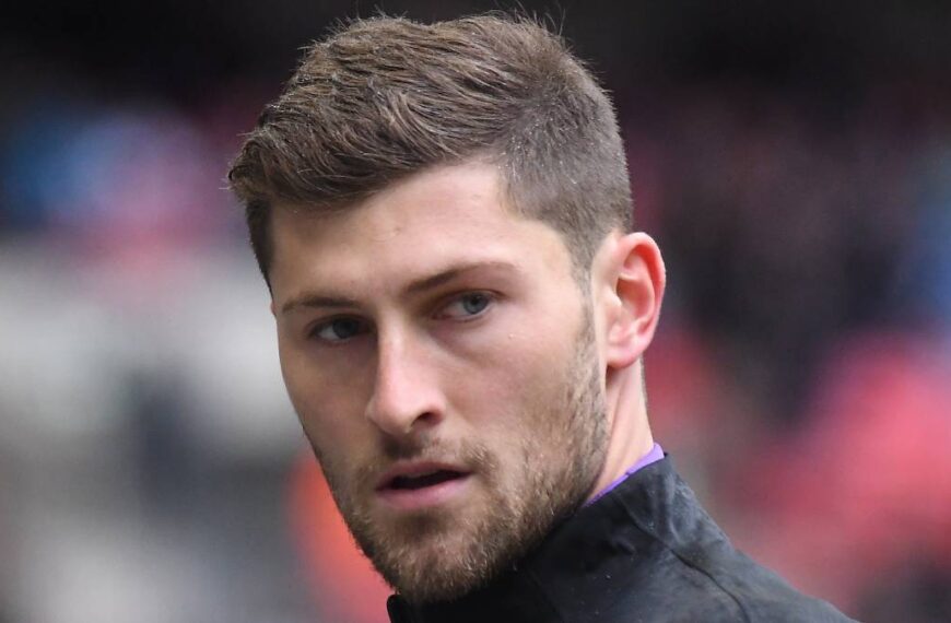 Ben Davies playing football for Tottenham