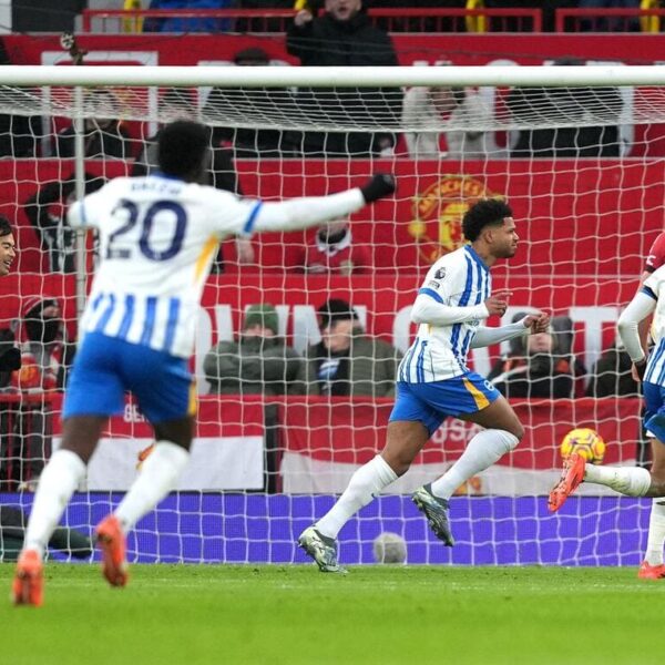 LIVE – Manchester United 1-3 Brighton: Rutter adds a third as hosts crumble